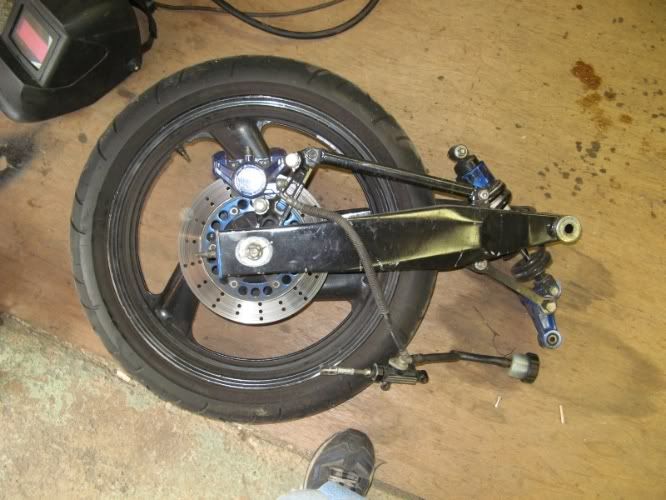 My '04 R6 swingarm swap on my FZR Custom Fighters Custom